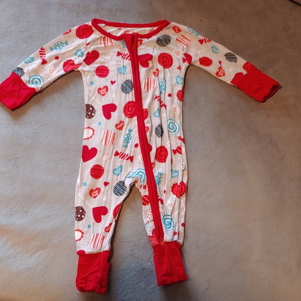 VGUC Little Sleepies Newborn No Wash Wear Or Piling